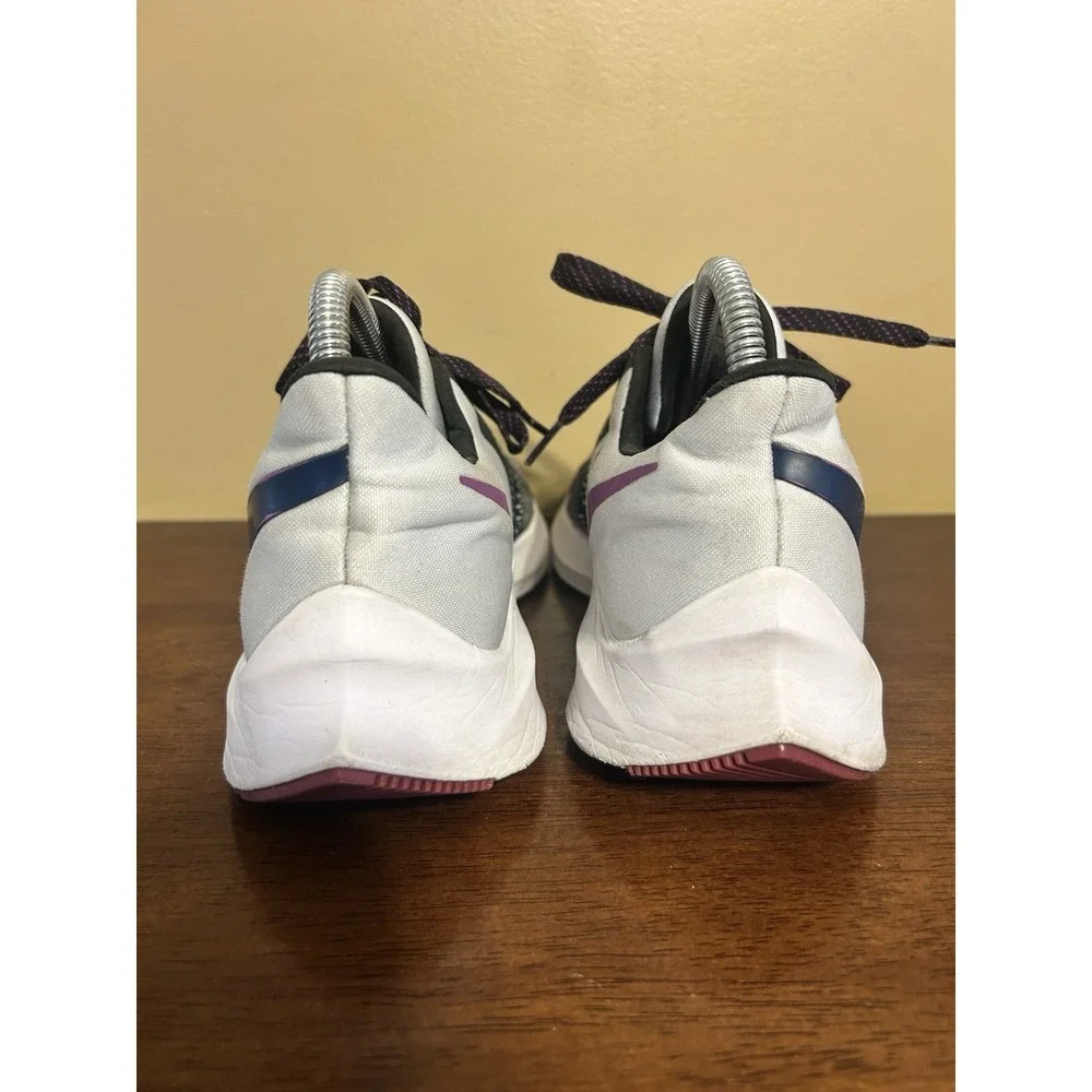 Size 8.5 Nike Air Zoom Winflo 6 Women's Sneakers Black Purple Shoes AQ8228 006